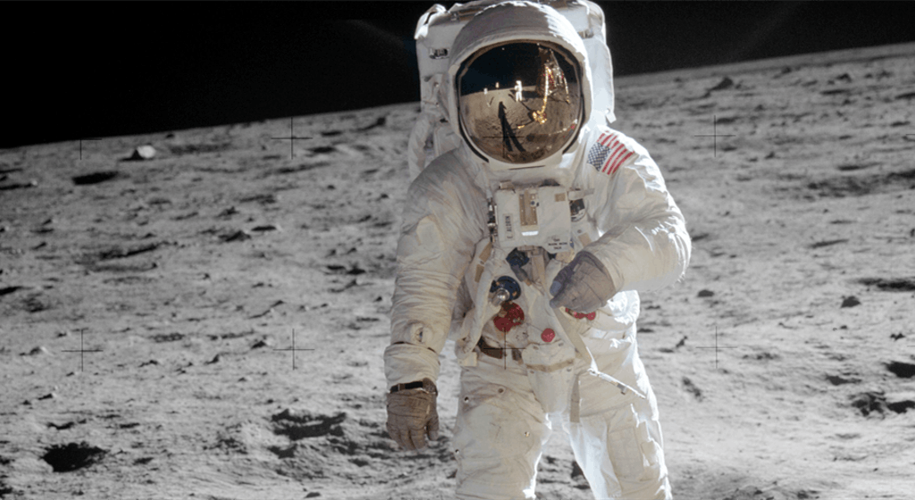 Let’s go back to the moon, people | bradwarthen.com